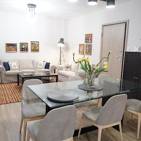 Larissa Downtown Apartment With Parking Exterior foto